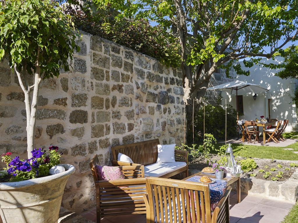 Helios Garden Boutique Apartments Rhodes City Exterior photo