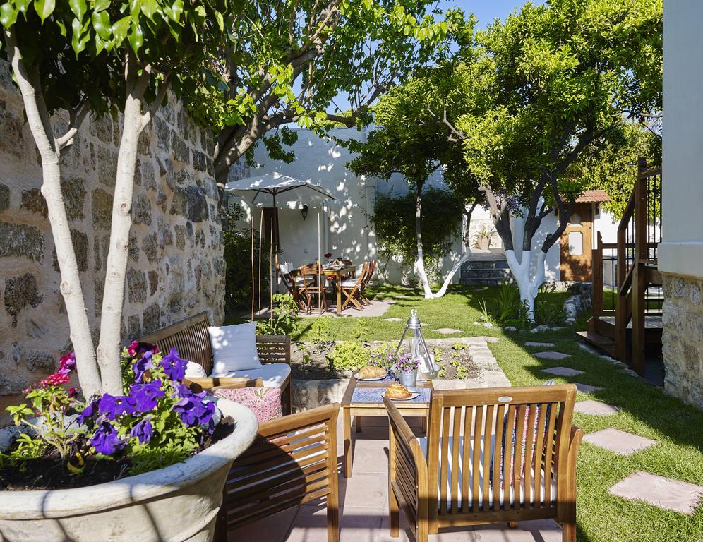Helios Garden Boutique Apartments Rhodes City Exterior photo